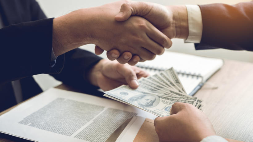 Phí hoa hồng môi giới nhà đất là bao nhiêu? Ai phải trả phí này?