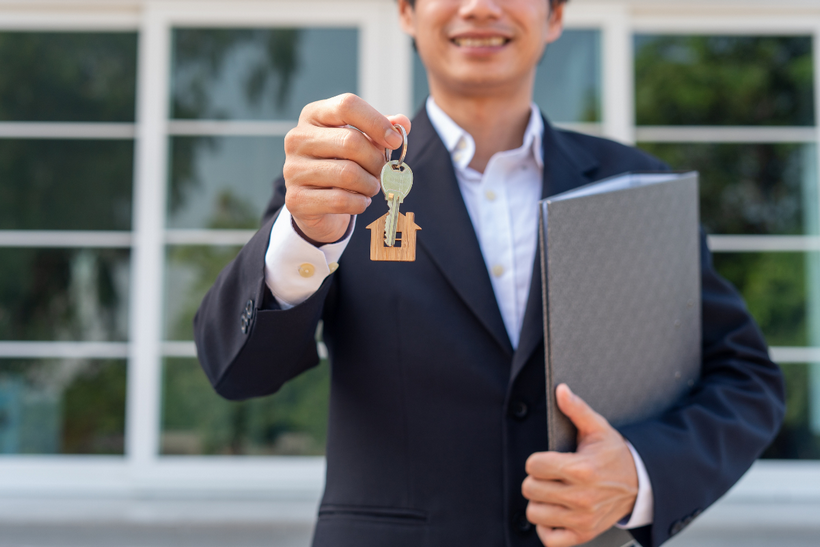 Vì sao nên mua nhà qua môi giới thay vì tự mua?