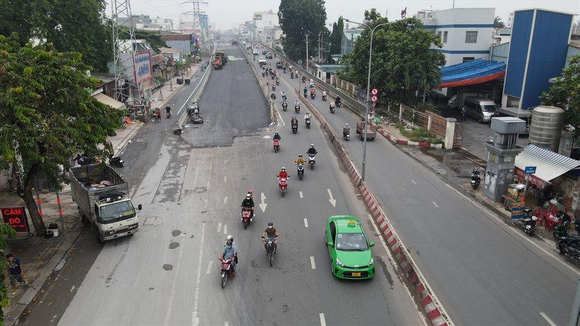 Cầu Bưng nối quận Bình Tân và Tân Phú trước ngày thông xe