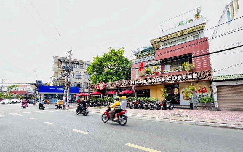 Nhà phố thương mại có thật sự đáng mua? Sau 10 năm sinh sống, đây là cảm xúc thật của tôi.